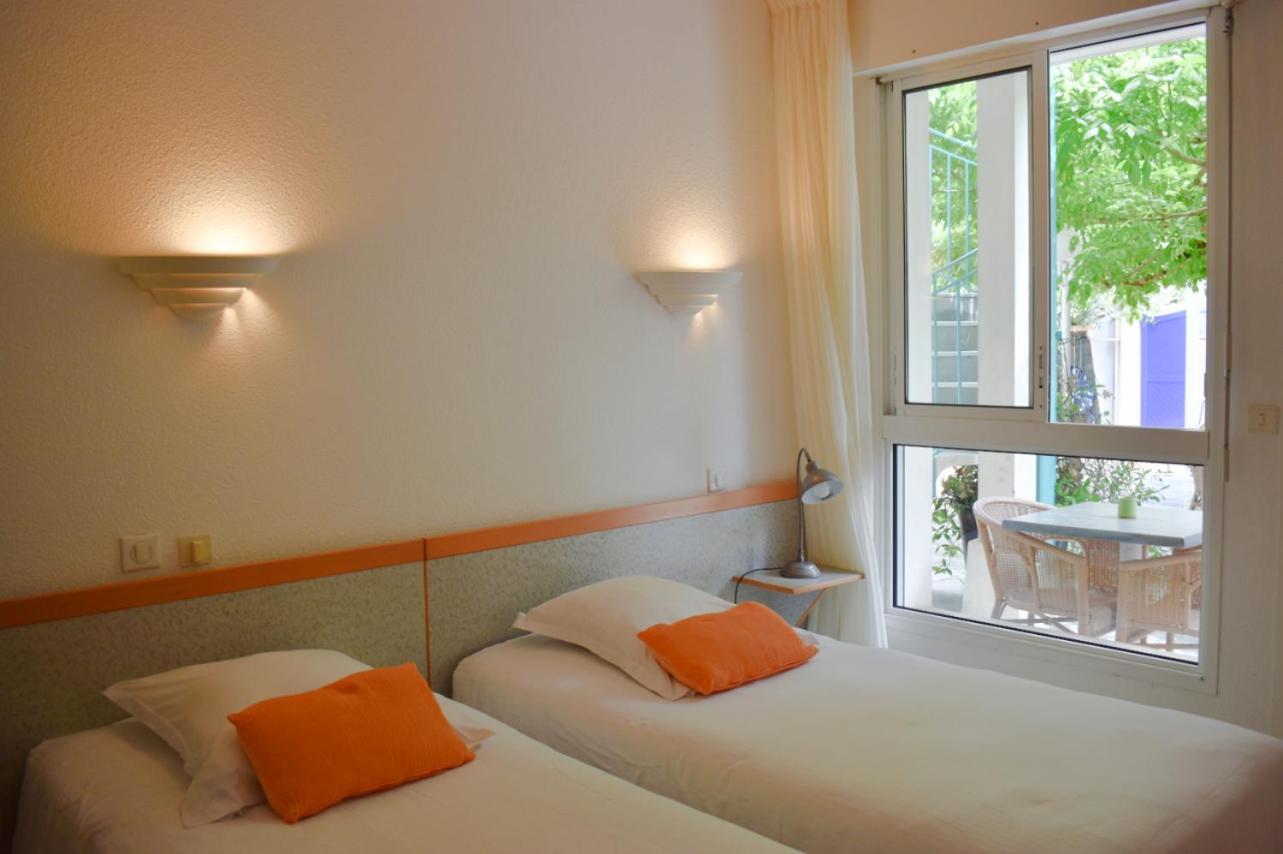Orange Marine Hotel 2*