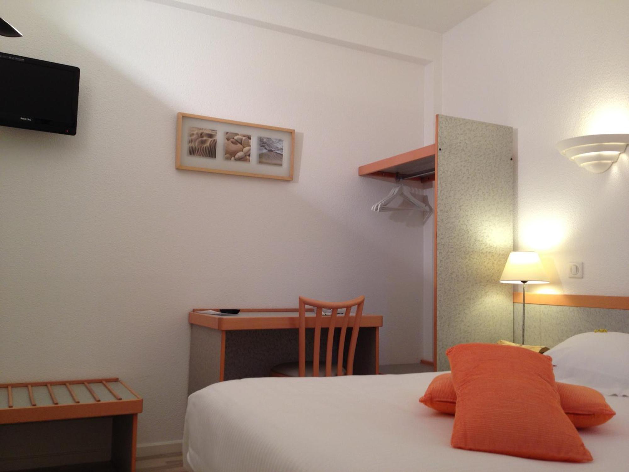 Orange Marine Hotel 2*